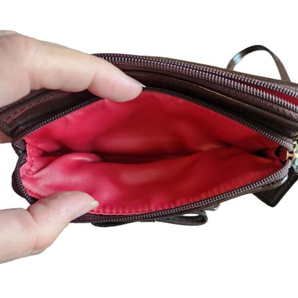 COACH Logo Fabric And Patent Leather Tote Shoulder Bag and Wristlet - Picture 9 of 11